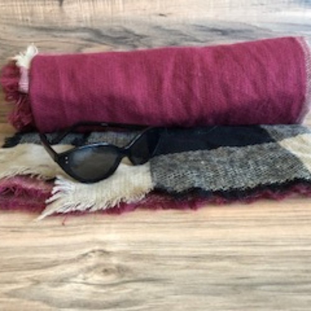 OVERSIZED MULTI COLOR SCARF /WRAP